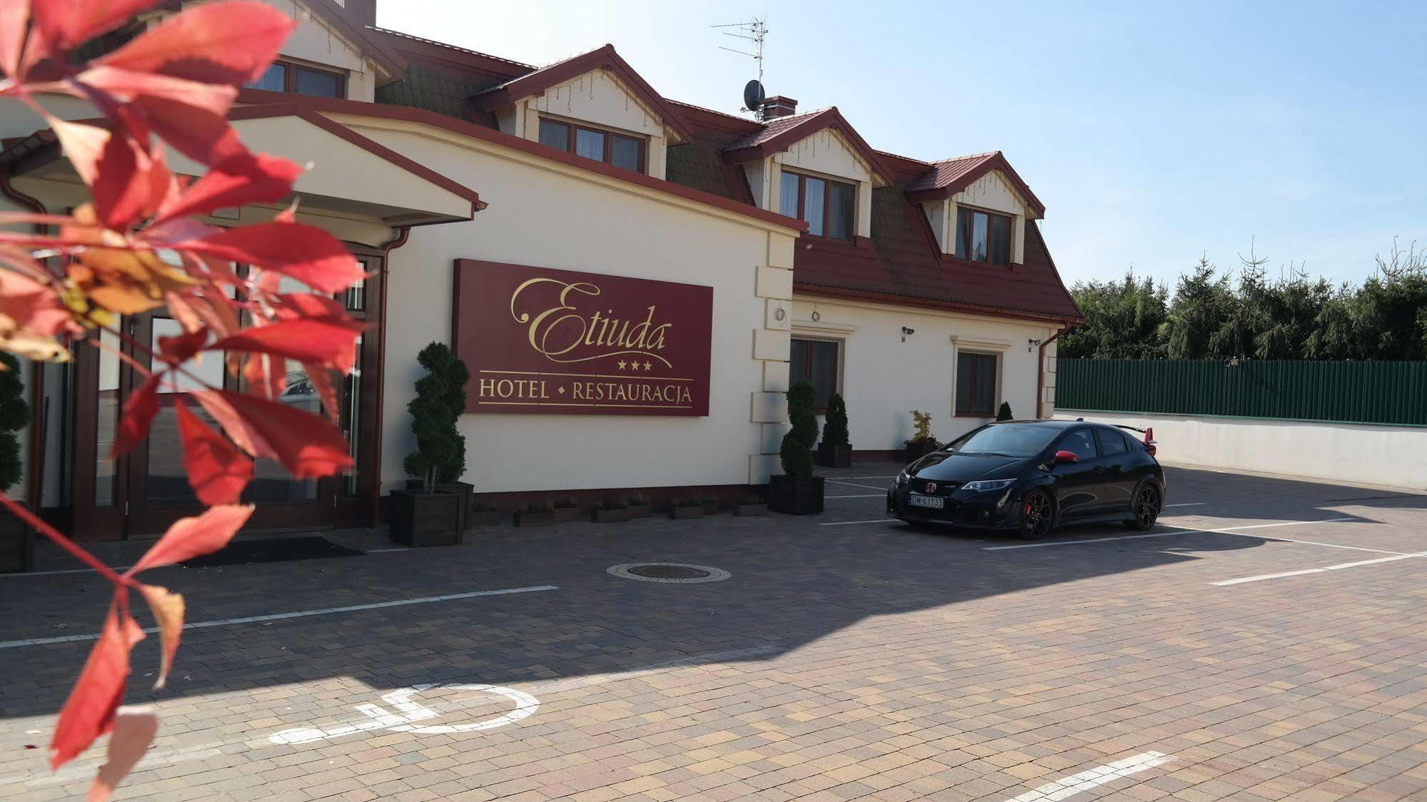 Hotel Etiuda Lublin Exterior photo